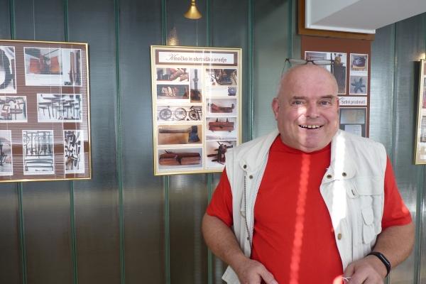 Digitalna zbirka: LJUBEZEN DO STARIN: CENE BOŽNAR SE PREDSTAVI