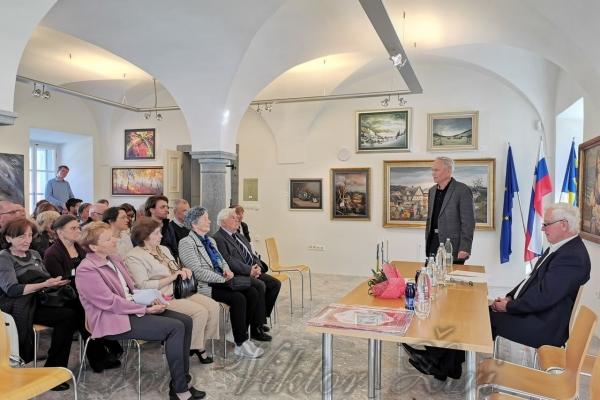 Dopolnitev domoznanske zbirke v Krajevni knjižnici Žiri