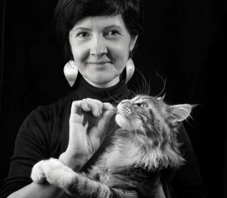 Razstava: PET LETNIH ČASOV – Lidija Debeljak
