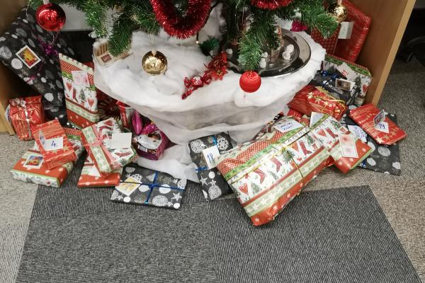 Praznični december v Krajevni knjižnici Žiri