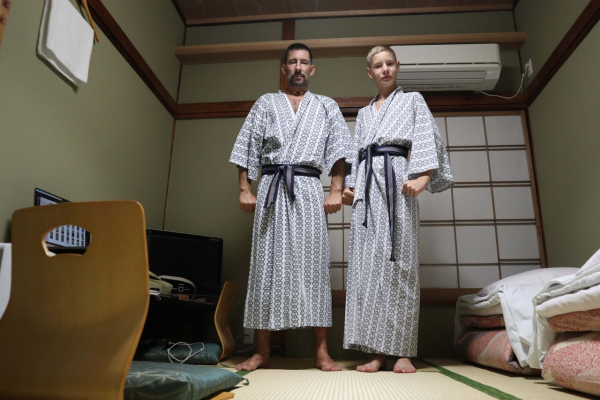Potopisno predavanje. JAPONSKA AVANTURA OČETA IN SINA