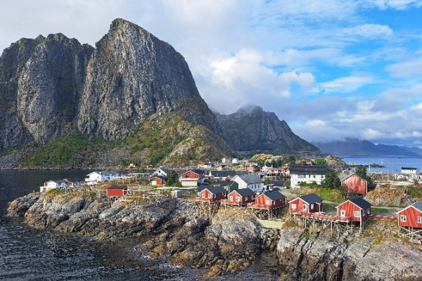 Potopisno predavanje. Darja Lavtar: LOFOTI, SENJA IN TROMSO – POTEPANJE PO SEVERU NORVEŠKE (Žiri)